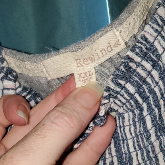 Striped tank - Picture 3 of 3